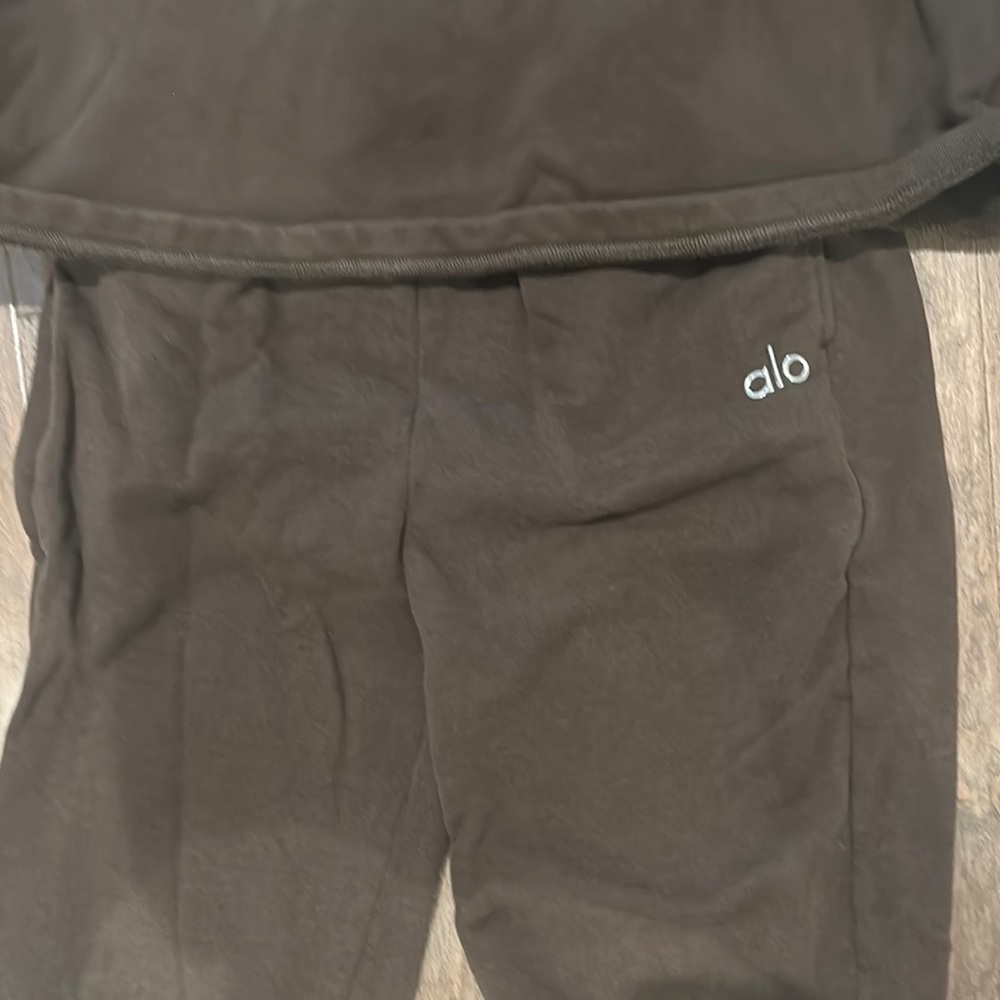 Alo Brown Fleece Pullover and Pants Set - Picture 2 of 3